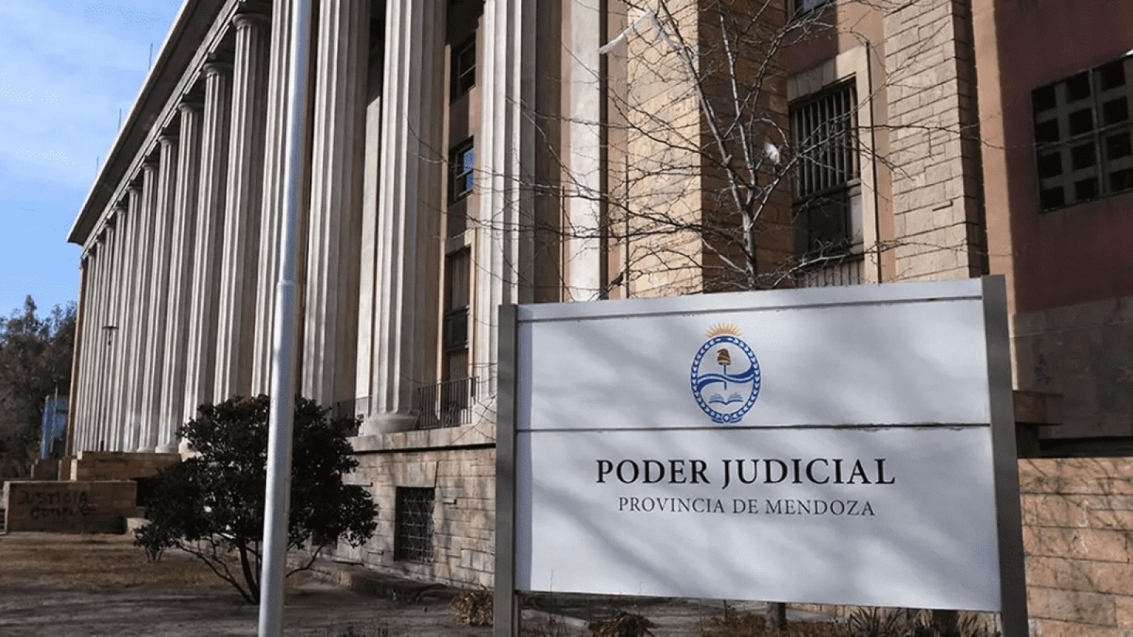 Trabajadores judiciales continúan de paro una semana más en Mendoza